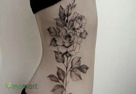 Tattoo hoa hồng trên eo khiến bạn thêm phần thu hút, quyến rũ hơn