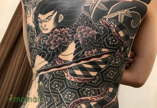 Tattoo Nhật cổ full lưng ở nam thể hiện ước muốn về tương lai may mắn
