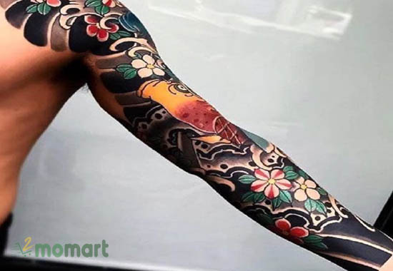 Tattoo họa tiết hoa full tay kiểu Nhật cổ với nhiều hoạ tiết ấn tượng