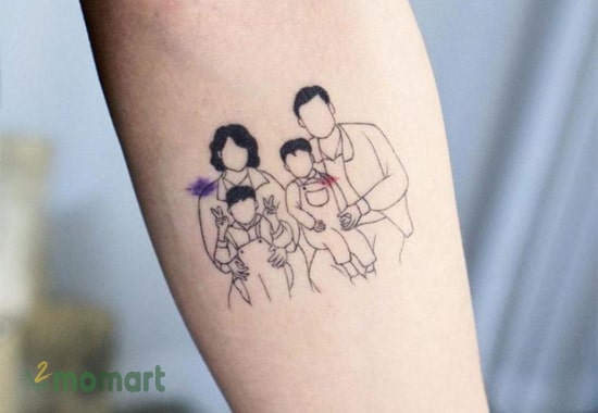 Tattoo hình ảnh chụp chung của cha mẹ cùng con cái