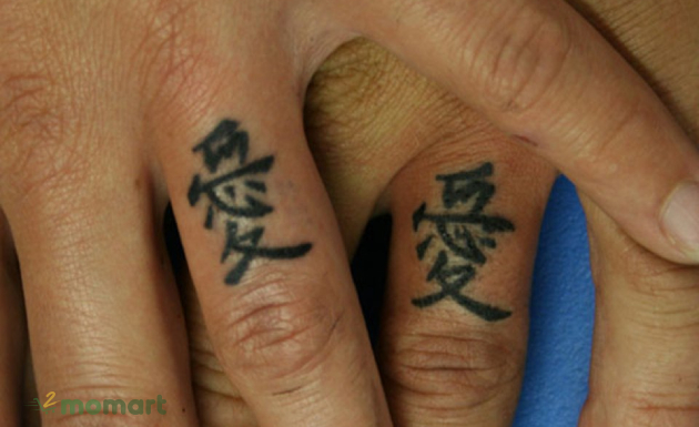 Xăm chữ Trung Quốc ở tay có thể nói là vị trí hoàn hảo nhất 