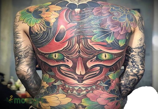 Tattoo mặt quỷ hoa mẫu đơn thể hiện tính hướng thiện