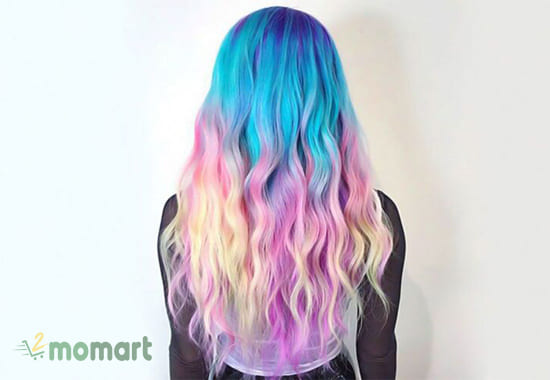 Tóc nhuộm hồng pastel ombre xanh giúp nàng cuốn hút hơn