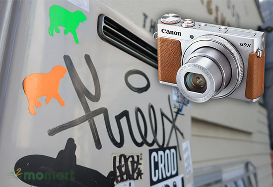 Máy ảnh Canon PowerShot G9 X Mark II có màn hình cảm ứng cố định