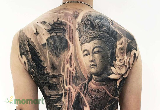 Hình xăm Phật kín lưng từ bi