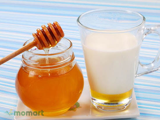 Sữa tươi và mật ong nguyên chất kết hợp với nhau