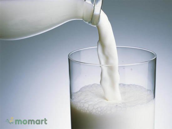 Trong sữa tươi chứa nhiều thành phần và khoáng chất cần thiết