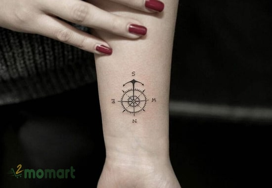 Hình tattoo la bàn trên cổ tay đẹp và đầy ý nghĩa