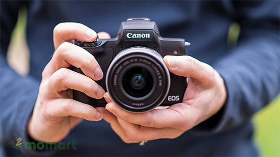Máy Ảnh Canon EOS M50 + Kit 15-45mm chụp liên tiếp