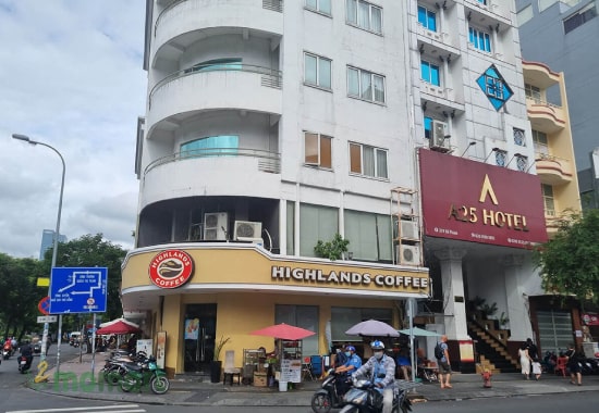 Highlands gần đây Sài Gòn - Highlands Coffee Phạm Ngũ Lão