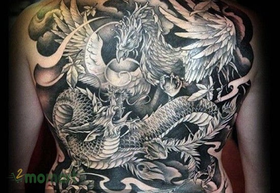 Sự kết hợp của rồng và phượng tạo nên hình tattoo ấn tượng