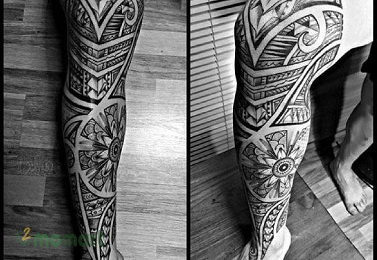 Hình xăm Maori full chân đen trắng ấn tượng
