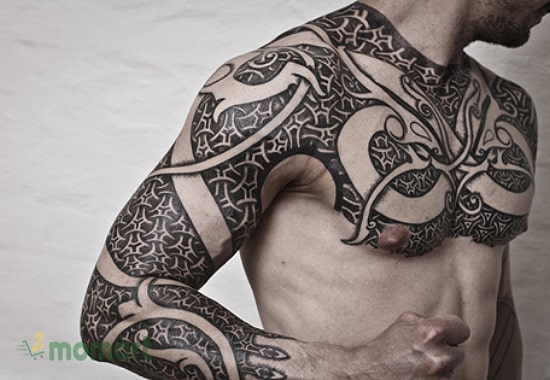 Có nhiều cách xăm Maori ngực cho cả nam và nữ