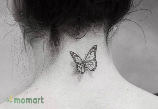 Thiết kế hình xăm bướm đang bay ở sau cổ
