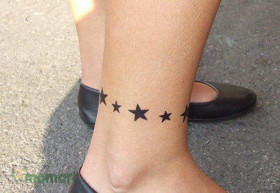 Xăm hình ngôi sao ý nghĩa và độc đáo trên chân