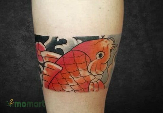 Tattoo cá chép vòng tay đại diện cho sức mạnh nam giới