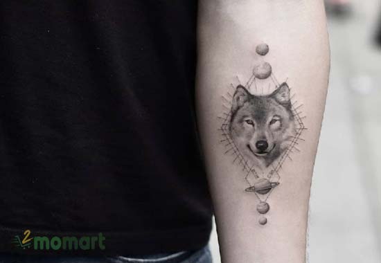 Hình tattoo sói được khắc họa một cách sinh động