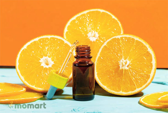 Thành phần vitamin C rất được chú trọng khi điều trị nám