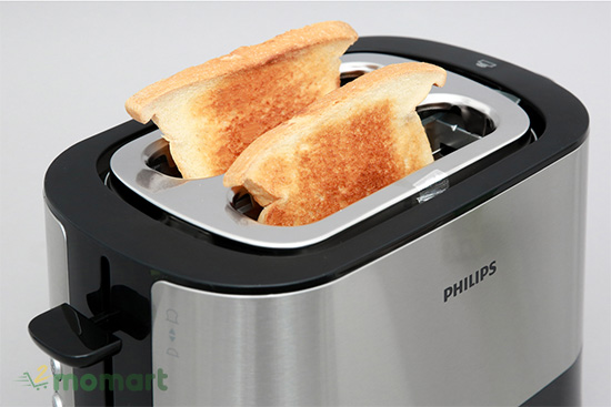 Mẫu máy nướng bánh mì Philips HD2637 thể hiện sự tiện dụng khi nướng bánh