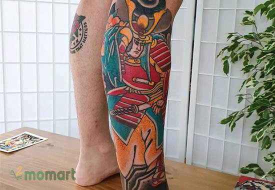 Mẫu xăm Samurai full chân đầy sự nghệ thật