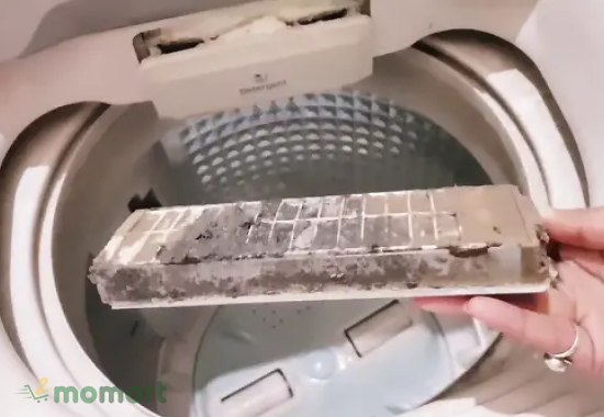 Cách vệ sinh máy giặt theo từng thiết kế