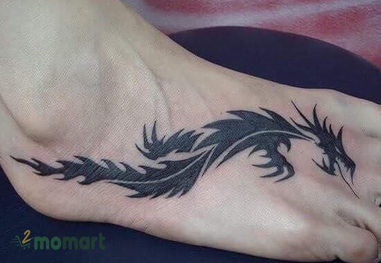 Tattoo hình rồng ở chân nam thể hiện cho sự mạnh mẽ