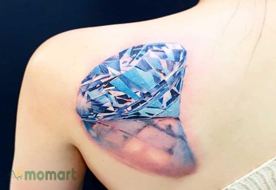Mẫu tattoo kim cương 3D hiện lên một cách đầy thu hút