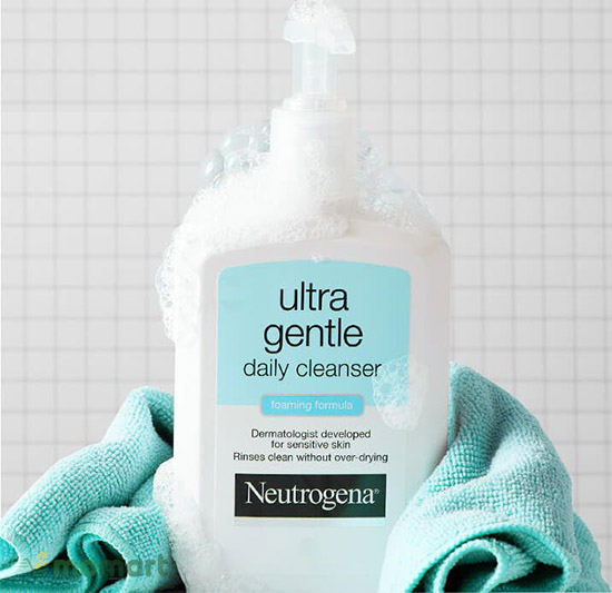 Neutrogena Ultra Gentle Daily Cleanser giúp da mặt thông thoáng