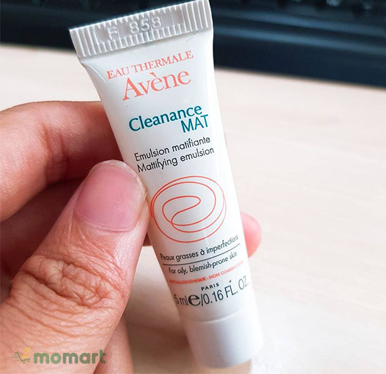 Avene Cleanance Mat Mattifying Emulsion giảm tình trạng bóng nhờn trên da
