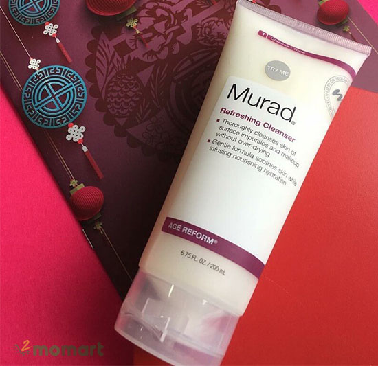 Murad Refreshing Cleanser giúp da ẩm mượt mịn màng