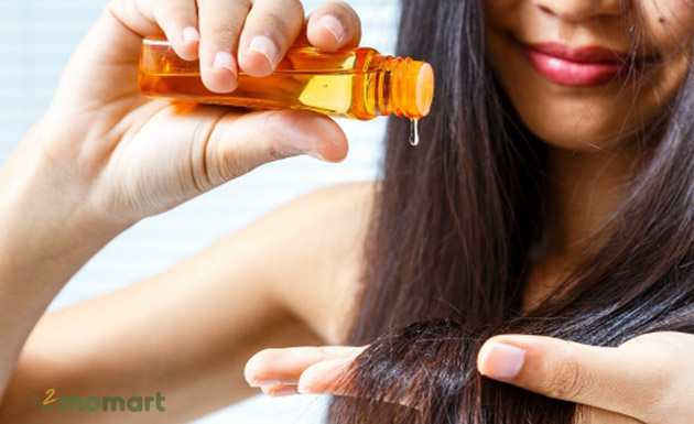Phân biệt tinh dầu dưỡng tóc và serum dưỡng tóc về cách dùng