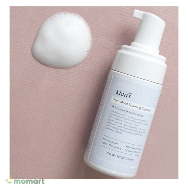 Sữa rửa mặt Klairs Rich Moist Foaming Cleanser lành tính